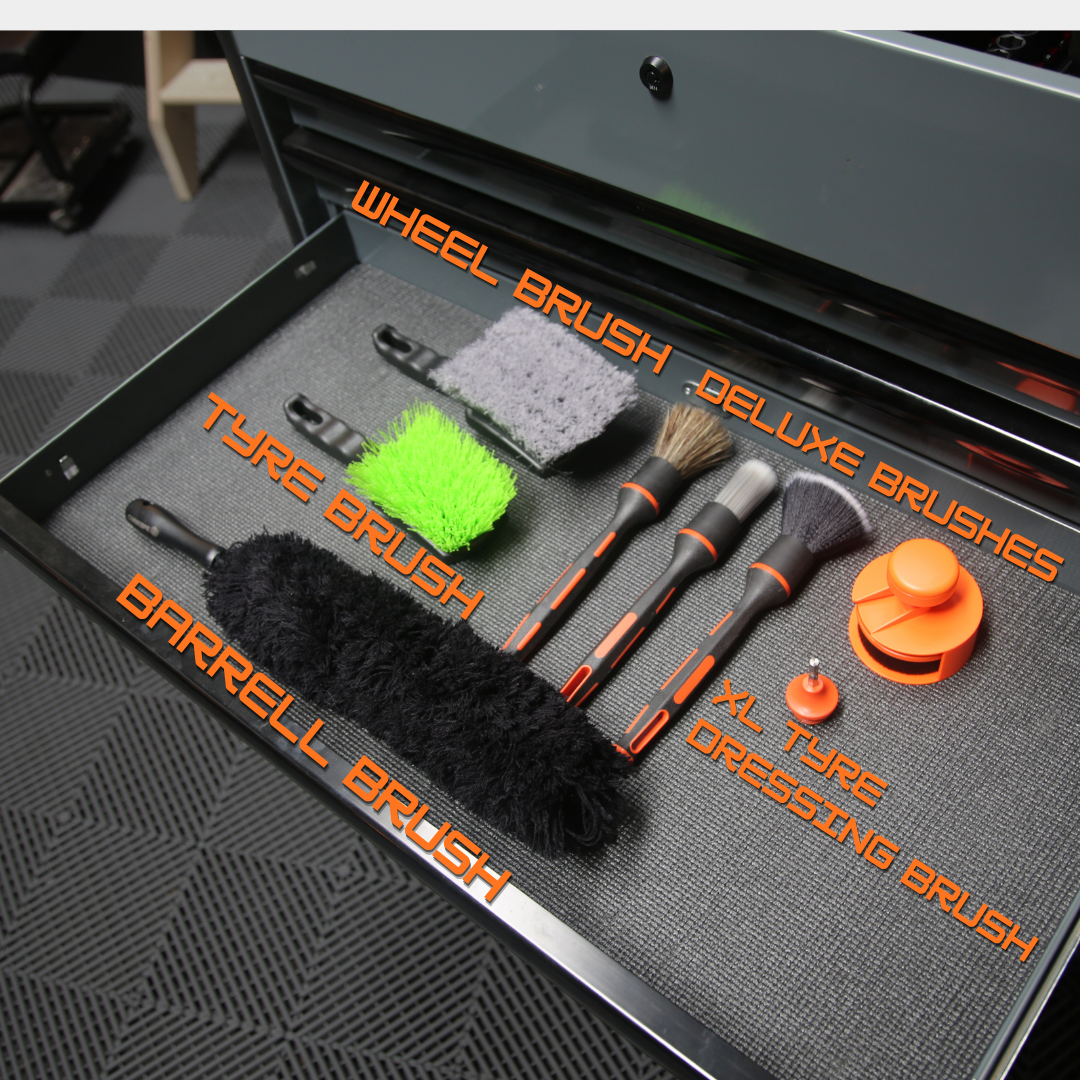 Total Detailing Brush Kit