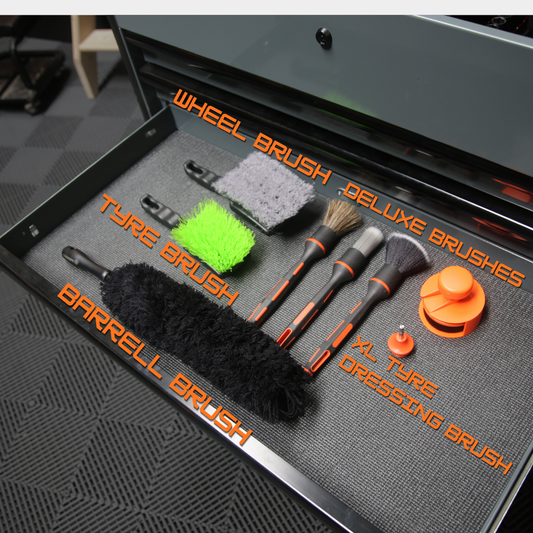 Total Detailing Brush Kit